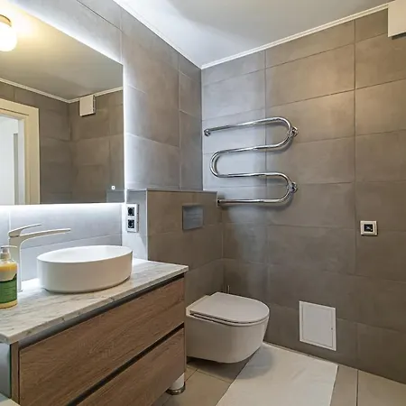 Spacious 3 Bdr In Old Town Апартаменты Вильнюс