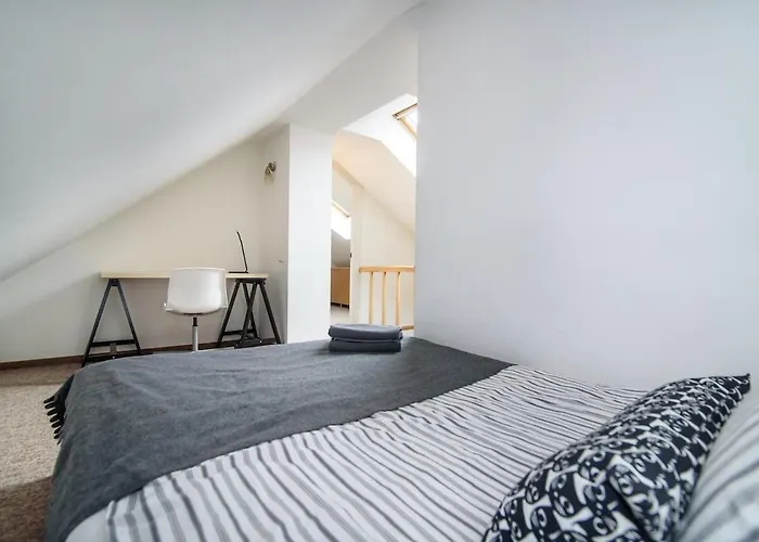 Spacious 3 Bdr In Old Town Apartamento Vilnius